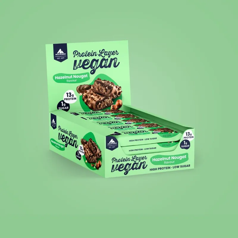 Karton (15x55g) Vegan Proteinriegel, Layer Haselnuss-Nougat (Artikel mit verkürzter Haltbarkeit)