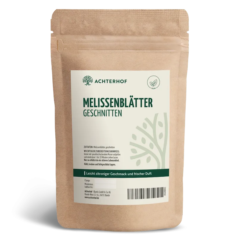 Melissenblätter geschnitten